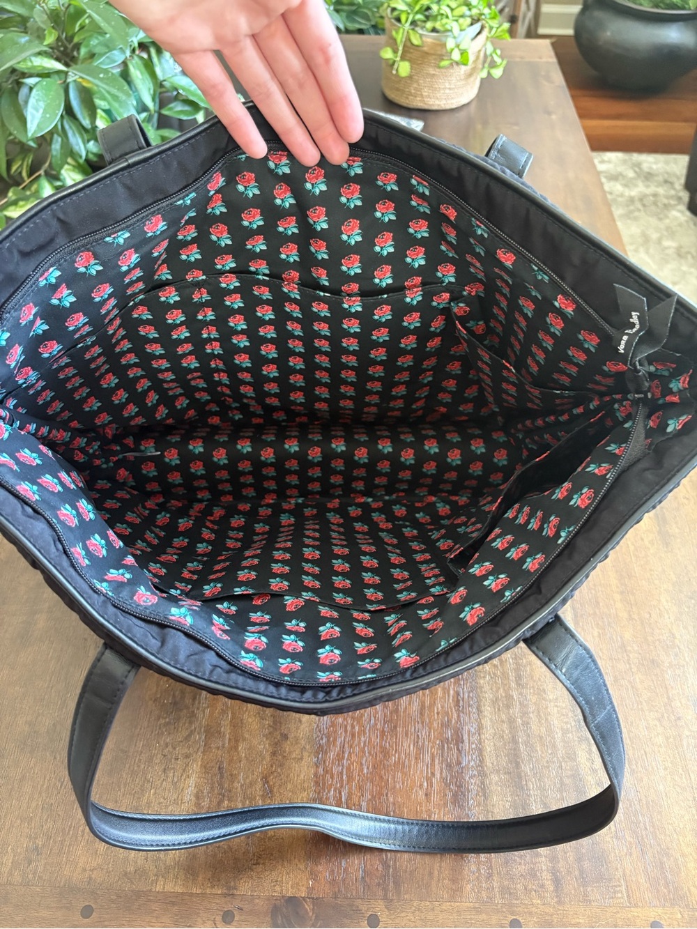 Vera Bradley Black Quilted Tote Bag with Faux Leather Trim - Picture 2 of 8